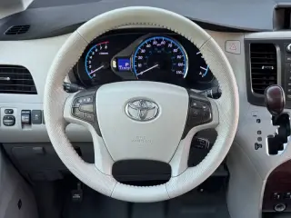 2011 Toyota Sienna