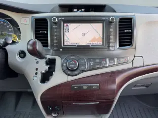 2011 Toyota Sienna
