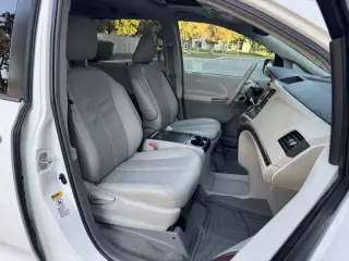 2011 Toyota Sienna