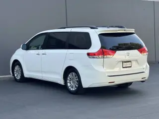 2011 Toyota Sienna