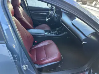 2022 Mazda Mazda3 Sedán