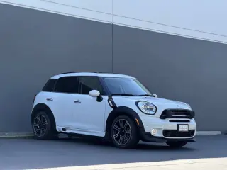 MINI Countryman 2015