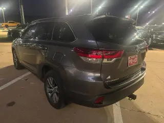 Toyota Highlander Hybrid 2019 AWD XLE 4dr SUV