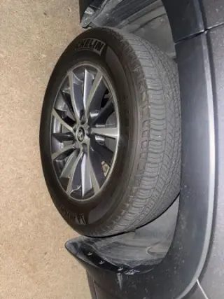 Toyota Highlander Hybrid 2019 AWD XLE 4dr SUV