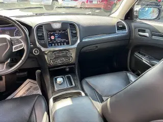 Chrysler 300 2018 Limited 4dr Sedán