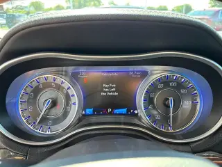 Chrysler 300 2018 Limited 4dr Sedán