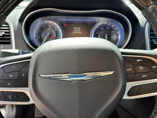 Chrysler 300 2018 Limited 4dr Sedán