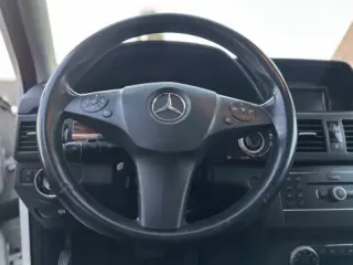 2011 Mercedes-Benz GLK