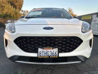 2020 Ford Escape Hibrido