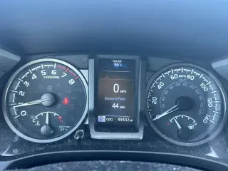 Toyota Tacoma 2023 4x2 TRD Sport 4dr Double Cab 5.0 ft SB
