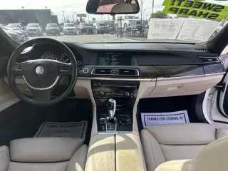BMW 7 Series 2011