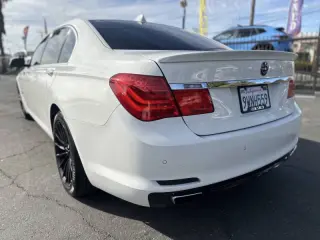 BMW 7 Series 2011
