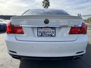 BMW 7 Series 2011