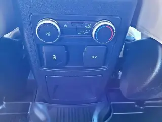 Ford Explorer 2022 AWD XLT 4dr SUV