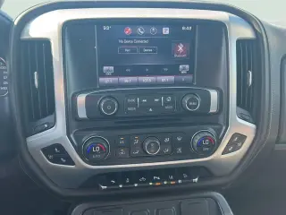 GMC Sierra 1500 2015 4x4 SLT 4dr Crew Cab 6.5 ft. SB