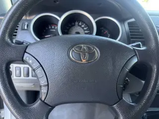 Toyota Tacoma 2010