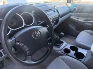 Toyota Tacoma 2010