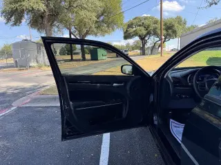 2023 Chrysler 300
