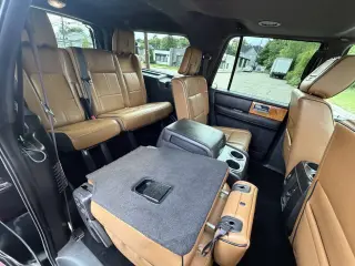 2011 Lincoln Navigator L
