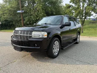 2011 Lincoln Navigator L