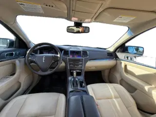 Lincoln MKS 2013