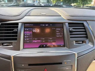 Lincoln MKS 2013