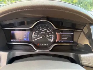 Lincoln MKS 2013
