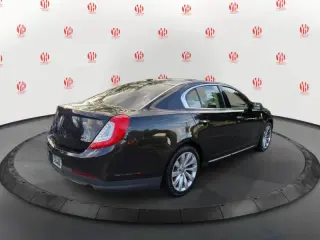 Lincoln MKS 2013