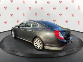 Lincoln MKS 2013