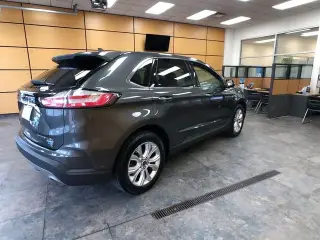 Ford Edge 2020 AWD Titanium 4dr Crossover