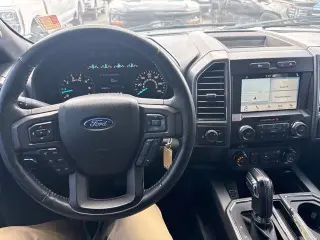 Ford F-150 2018 4x2 XLT 4dr SuperCrew 5.5 ft. SB