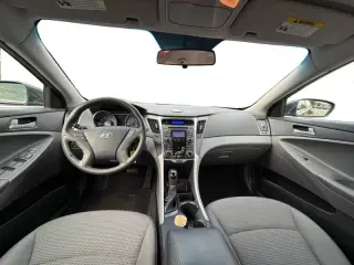 Hyundai Sonata 2011