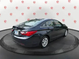 Hyundai Sonata 2011