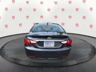Hyundai Sonata 2011
