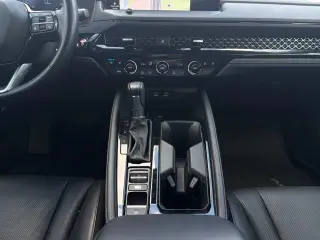 Honda Accord Hybrid 2024 Touring 4dr Sedán