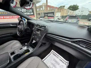 Ford Fusion 2017