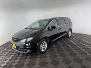 Chrysler Voyager 2024