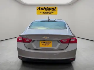 Chevrolet Malibu 2024