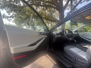 Hyundai Ioniq Hybrid 2020