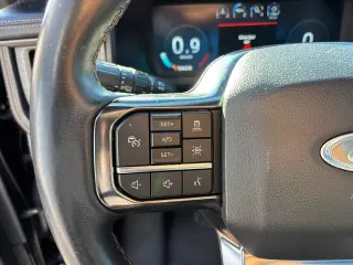 Ford Expedition MAX 2022 4x4 Platinum 4dr SUV