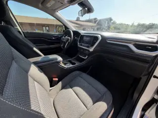 GMC Acadia 2021