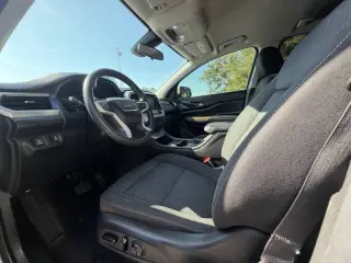GMC Acadia 2021
