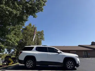 GMC Acadia 2021