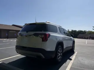 GMC Acadia 2021