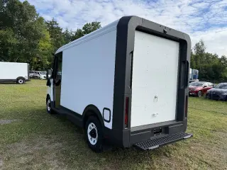 2024 BrightDrop Zevo 400