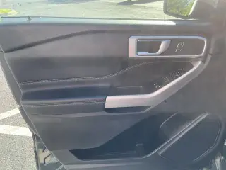 Ford Explorer 2022 AWD XLT 4dr SUV