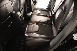 Jeep Cherokee 2019 Latitude Plus 4dr SUV