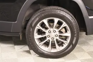 Jeep Cherokee 2019 Latitude Plus 4dr SUV