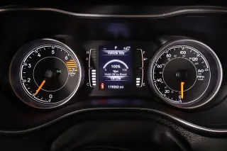 Jeep Cherokee 2019 Latitude Plus 4dr SUV