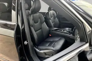 Volvo XC90 2020 AWD T6 Momentum 6-Pasajeros 4dr SUV